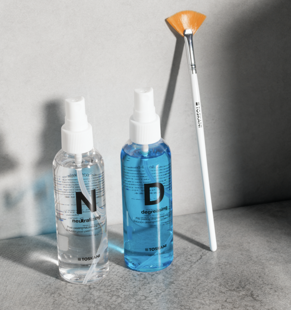 Degreasing solution Ontvet de huid Toskani